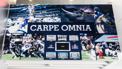 Mike McCarthy reveals 'Carpe Omnia' as team theme