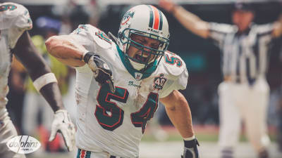 Zach Thomas: See Dolphins legend enter Pro Football Hall of Fame