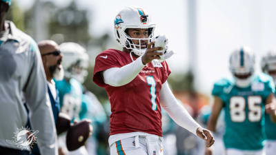 How much improvement can be expected from Tua Tagovailoa after everything  Dolphins put around him? - West Hawaii Today