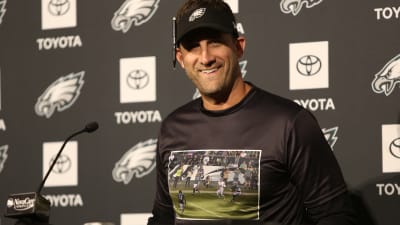 How Eagles coach Nick Sirianni helped a Philly T-shirt shop get