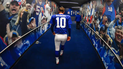 ThankYouEli Trends As Giants QB Eli Manning Sets to Announce