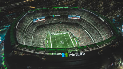 Jets-Bills at MetLife uses PixMob lighting tech