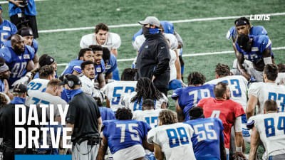 Ford Field on X: Our @Lions staff got here at 6 a.m. and decided to set a  new record of clearing the flooring off the field today. Shaved off TWO  HOURS from