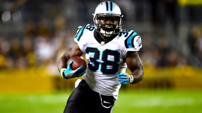 Kenjon Barner Returning To The Panthers