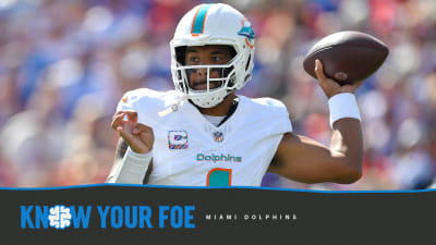 Miami Dolphins wide receiver Tyreek Hill (10) stands on the field during  the first half of an NFL football game against the New York Jets, Sunday,  Jan. 8, 2023, in Miami Gardens