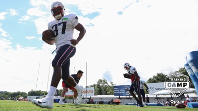 Day 13 Blogservations: Rain can't slow Pats offense