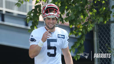 August 9, 2018: New England Patriots quarterback Danny Etling (5) warms up  prior to the NFL pre-season football game between the Washington Redskins  and the New England Patriots at Gillette Stadium, in