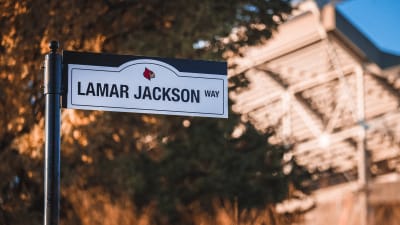 Louisville Names a Street Lamar Jackson Way … With an 8 mph