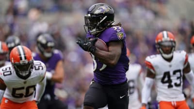 Ravens injury woes continue as OLB David Ojabo, RB Gus Edwards exit vs.  Colts