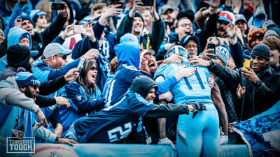 Titans will allow fans at home games in October