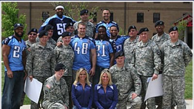 DVIDS - News - Ft. Campbell Soldiers honored at Tennessee Titans game