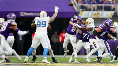 Lions offense off to fast start through two games, face Vikings on Sunday