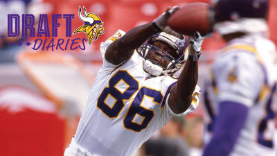 Minnesota Vikings on X: On this day in 1998, rookie @RandyMoss went for  163 yds and 3 TDs in a win vs. Dallas on Thanksgiving.   / X