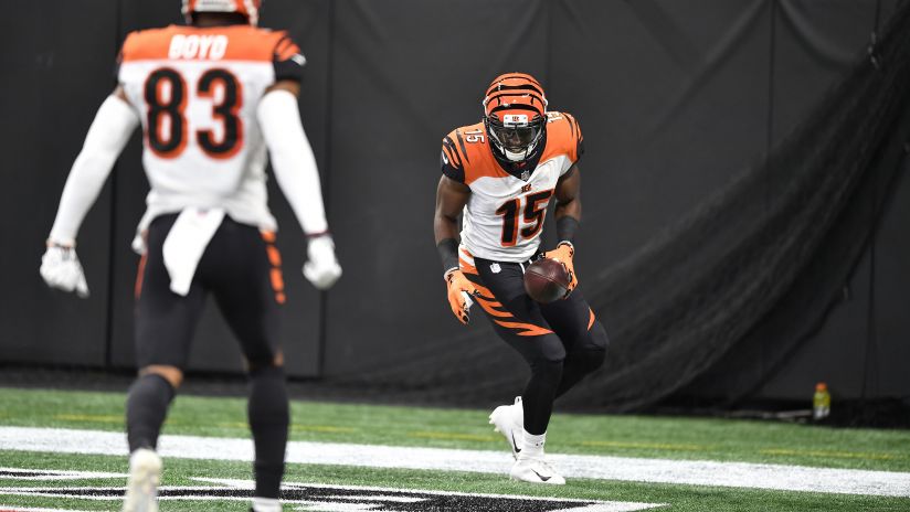 Cincinnati Bengals wide receiver John Ross (15) celebrates his touch down against the Atlanta Falcons during the first half of an NFL football game, Sunday, Sept. 30, 2018, in Atlanta. (AP Photo/John Amis)