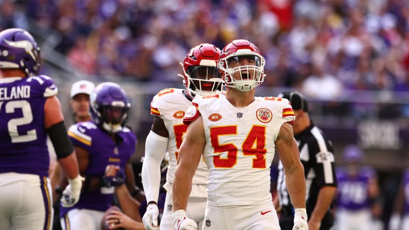 KANSAS CITY, MO - NOVEMBER 13: Kansas City Chiefs cornerback Jaylen Watson  (35) in the third quarter of an NFL game between the Jacksonville Jaguars  and Kansas City Chiefs on November 13