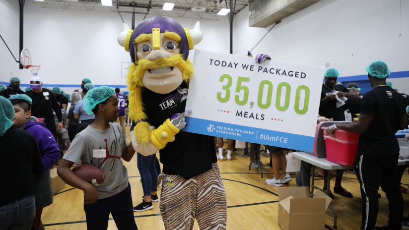 Vikings Players, Coaches, and Staff Give Back with Boys & Girls Club