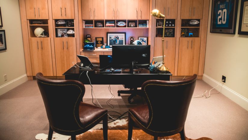 Head coach Matt Rhule's Draft Room Setup 