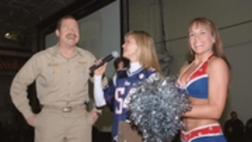 Cheerleaders Alumni Visit Uss George Washington