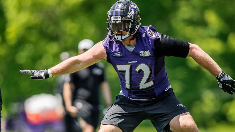 Alex Lewis Returns to Field Thankful He Can Play Football Again