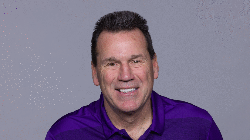 The 61-year old son of father (?) and mother(?) Gary Kubiak in 2023 photo. Gary Kubiak earned a  million dollar salary - leaving the net worth at  million in 2023