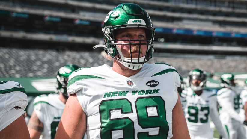 Jets Sign OL Conor McDermott to Contract Extension