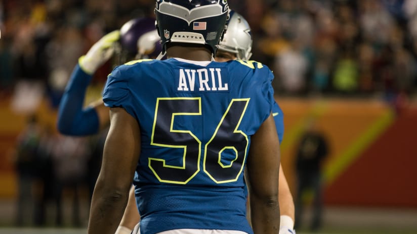 Wednesday Round Up Seahawks De Cliff Avril Appears On Nfl Total Access