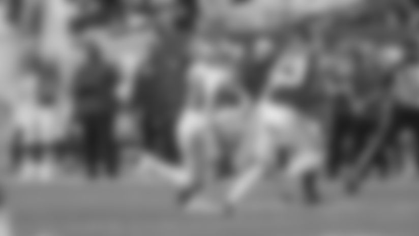 Deebo Samuel Picks Up 32 Yards on His First Touch of Super Bowl LIV