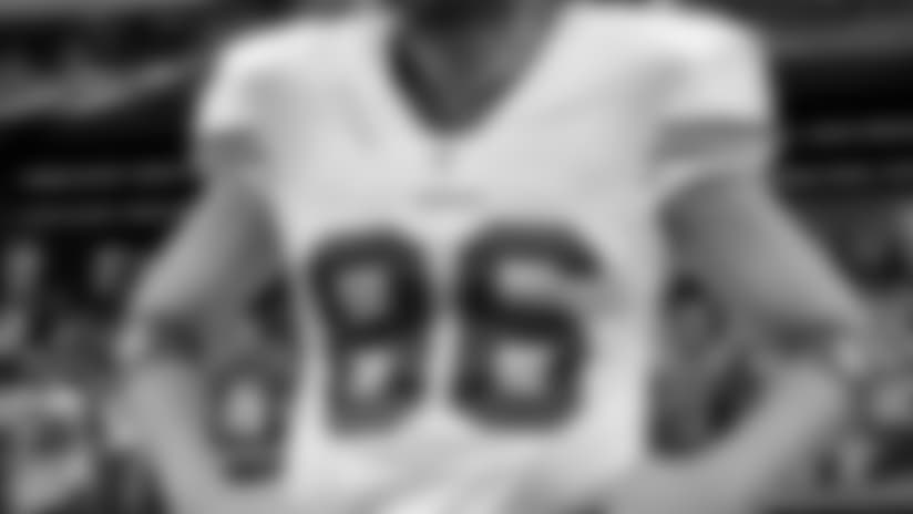 100810-Jennings-Sub.jpg