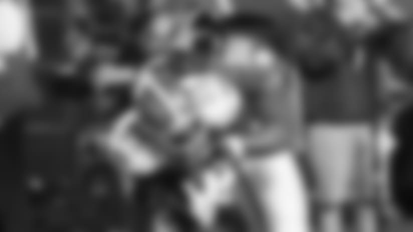 013110-davis-sub.jpg