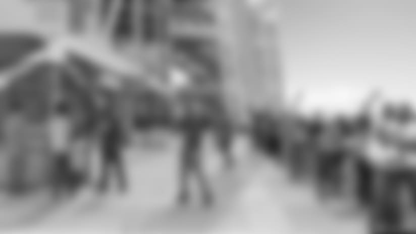 49ers_Foodcart_Hall_revised_hres_08.02.18_01_2