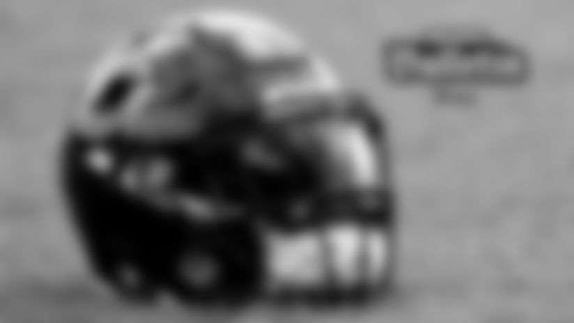 Bears coach Matt Eberflus on Wednesday announced that offensive coordinator Luke Getsy and four other offensive assistants have been relieved of their duties.