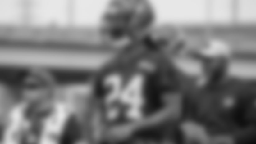 B.W. Webb is coming off his best season after playing for Lou Anarumo last year with the Giants.