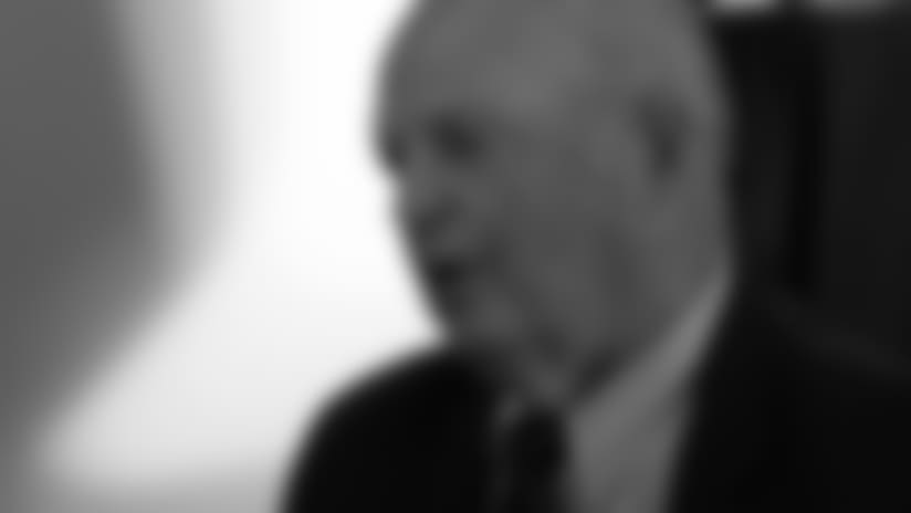 032917-brown-mike-art.jpg