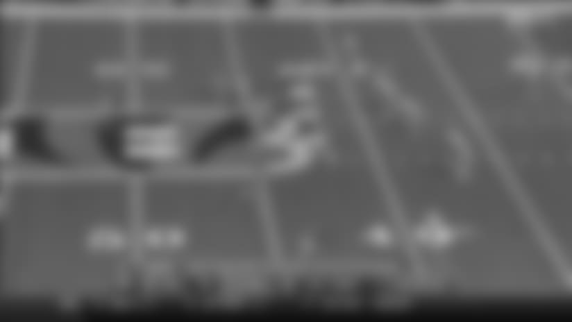 Andy Dalton connects with C.J. Uzomah for a 24-yard catch and run