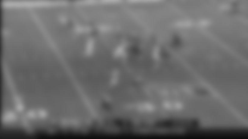 Cody Core evades defenders for 30-yard TD