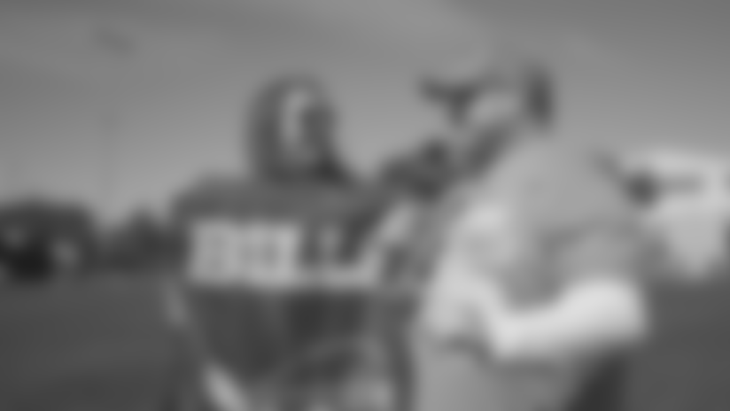 2019 Pro Bowl: Kyle Williams Quizzes Superfan