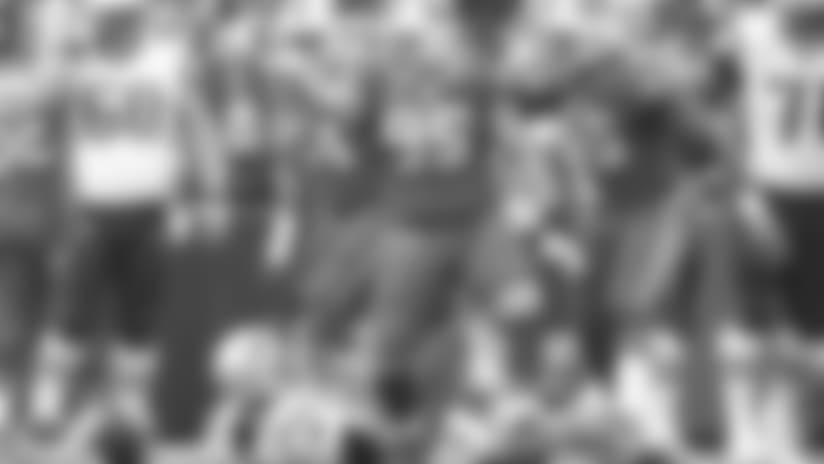 Kyle Williams #95, DT