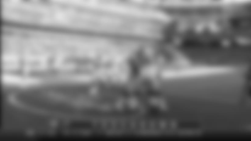 Matt Barkley finds LT Dion Dawkins for TD