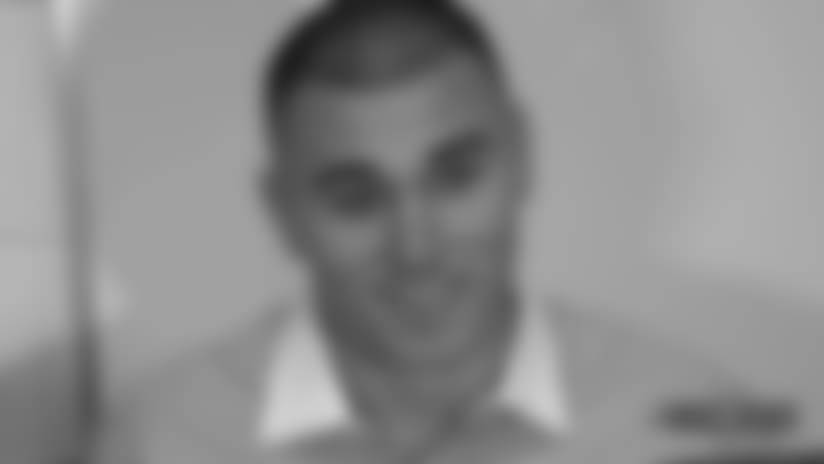 Chad Kelly working to convince coaches he can handle backup role