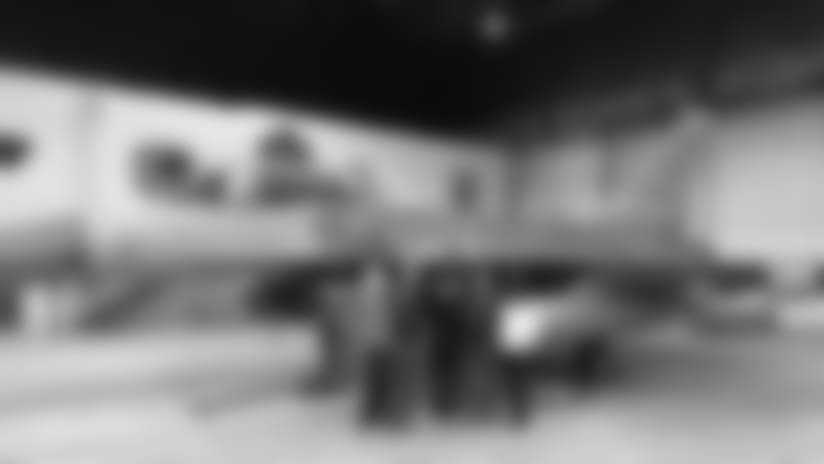 mckennajet.jpg