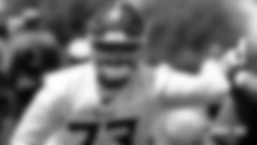 Broncos sign G/C Nico Falah to active roster, place Ron Leary on IR