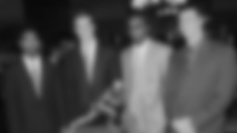 141106_woodsonmanning_article.jpg