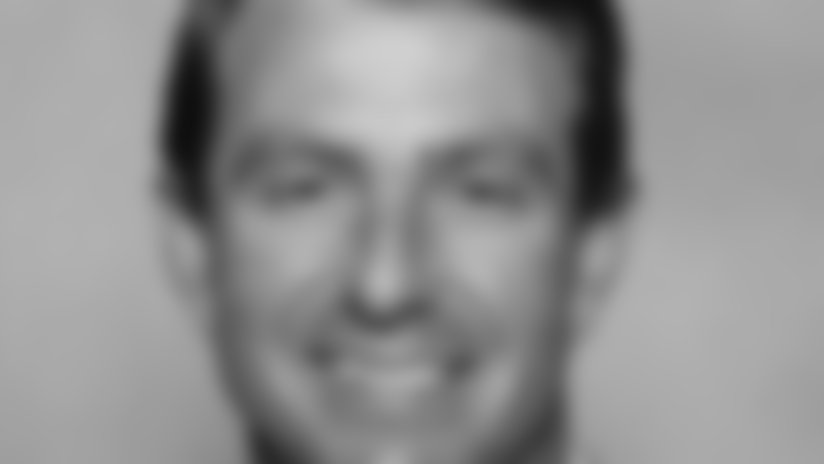 swinney_130_headshot.jpg