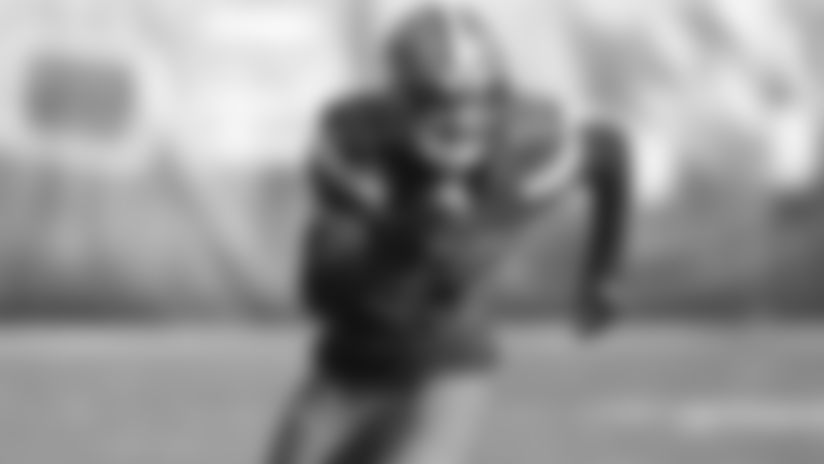 Browns re-sign DB Phillip Gaines
