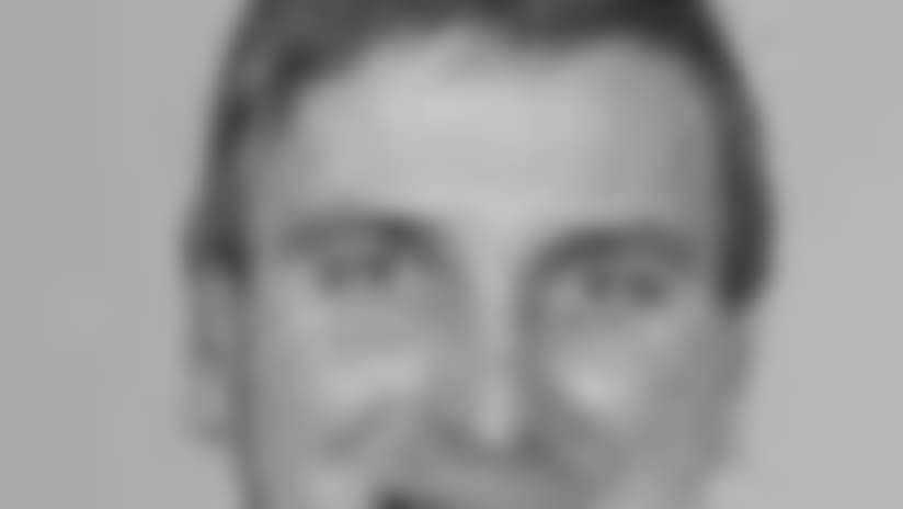 hobson_130_headshot.jpg