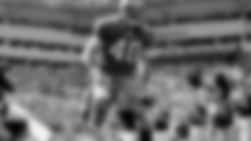 102alstott.jpg