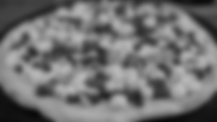 Tailgate Recipe: S'mores Pizza