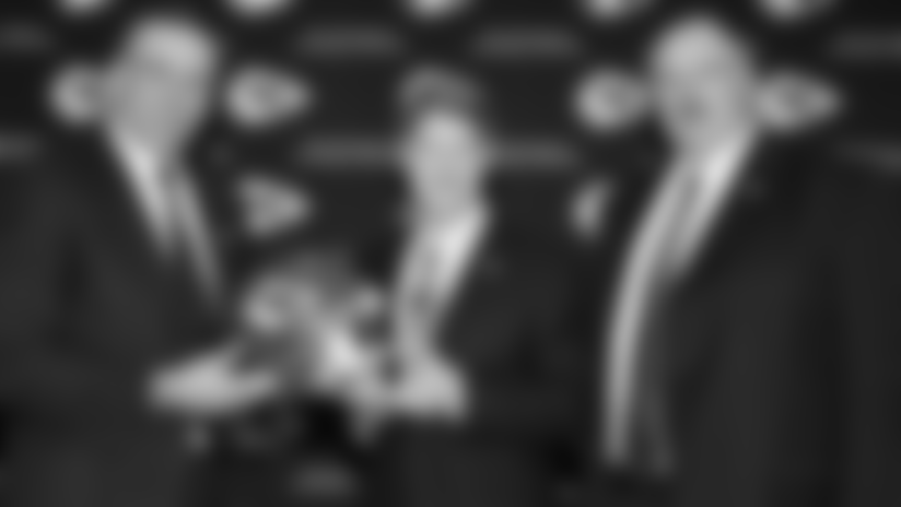 STV14773N.jpg