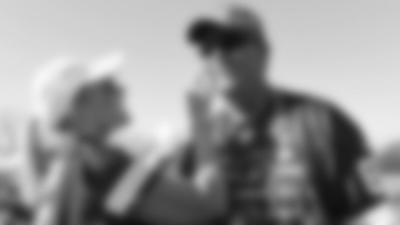 tempSTV43212--nfl_mezz_1280_1024.JPG