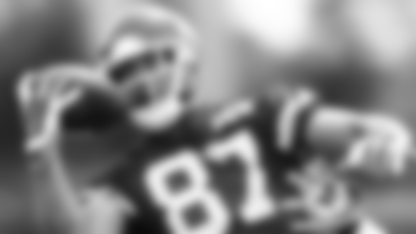 061915-Travis-Kelce-ia.jpg